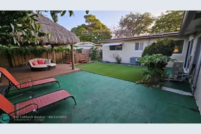 436 NE 25th Ave, Pompano Beach, FL 33062 - Photo 16