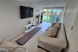 436 NE 25th Ave, Pompano Beach, FL 33062 - Photo 8