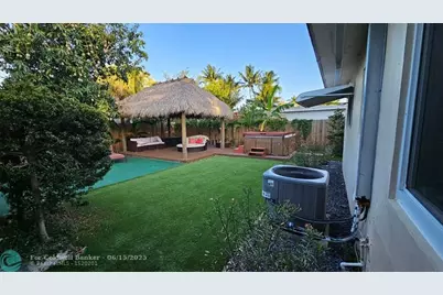 436 NE 25th Ave, Pompano Beach, FL 33062 - Photo 14