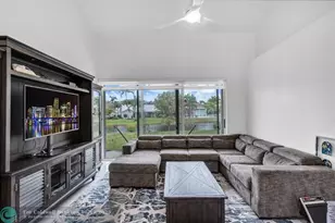 699 Spinnaker, Weston, FL 33326 - Photo 4