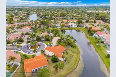 699  Spinnaker, Weston, FL 33326 - Photo 32