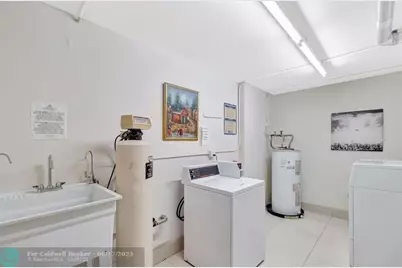 345  Ocean Drive, Unit #305, Miami Beach, FL 33139 - Photo 16