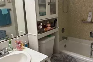 183 Camden H, West Palm Beach, FL 33401 - Photo 8