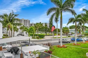 1110 N Riverside Dr, Pompano Beach, FL 33062 - Photo 32