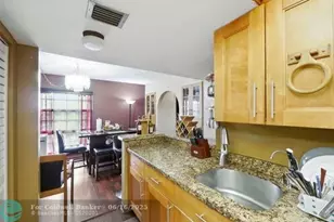 5530 NW 44th St, Lauderhill, FL 33319 - Photo 8