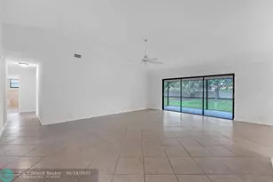 2600 SW 23rd Cranbrook Dr, Boynton Beach, FL 33436 - Photo 8