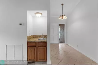 2600 SW 23rd Cranbrook Dr, Boynton Beach, FL 33436 - Photo 2