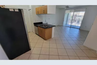 6565  Emerald Dunes Dr, Unit #303, West Palm Beach, FL 33411 - Photo 8