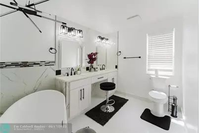 5743  Raceway Rd, Lake Worth, FL 33449 - Photo 14