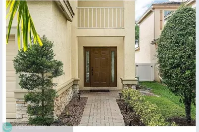 5743  Raceway Rd, Lake Worth, FL 33449 - Photo 4