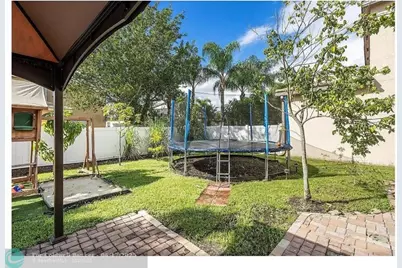 5743  Raceway Rd, Lake Worth, FL 33449 - Photo 24