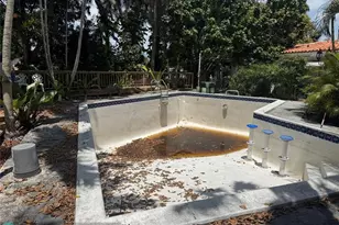 1100 NE 182nd St, North Miami Beach, FL 33162 - Photo 12