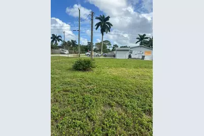 1600  Breezy Ln, West Palm Beach, FL 33417 - Photo 2