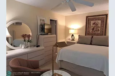 336  Oakridge S, Unit #336, Deerfield Beach, FL 33442 - Photo 10