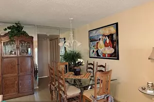 336 Oakridge S, Deerfield Beach, FL 33442 - Photo 8