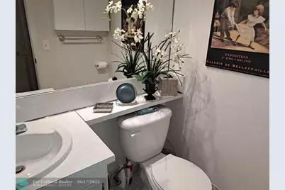 336  Oakridge S, Unit #336, Deerfield Beach, FL 33442 - Photo 12