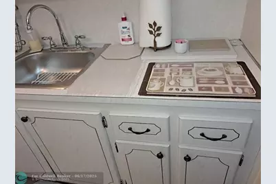 336  Oakridge S, Unit #336, Deerfield Beach, FL 33442 - Photo 6