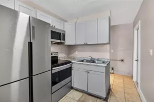 1230 NW 29th Way, Fort Lauderdale, FL 33311 - Photo 2