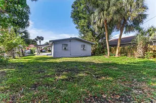 1230 NW 29th Way, Fort Lauderdale, FL 33311 - Photo 24