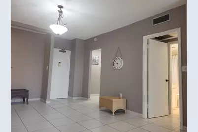 1985 S Ocean Dr, Unit #3M, Hallandale Beach, FL 33009 - Photo 8