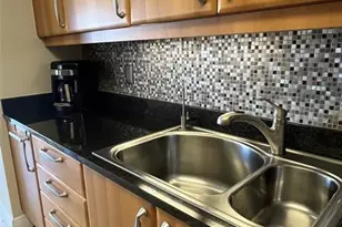 16500 Collins Ave, Sunny Isles Beach, FL 33160 - Photo 14