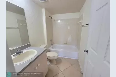 2109  Belmont Ln, Unit #2109, North Lauderdale, FL 33068 - Photo 4