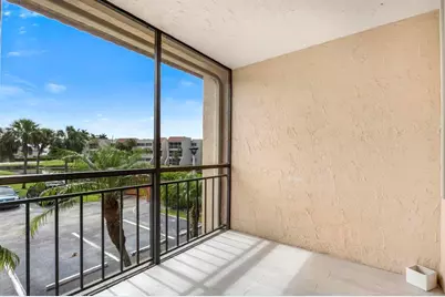 170  Lakeview Dr, Unit #203, Weston, FL 33326 - Photo 24