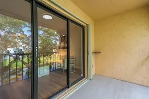 170 Lakeview Dr, Weston, FL 33326 - Photo 42