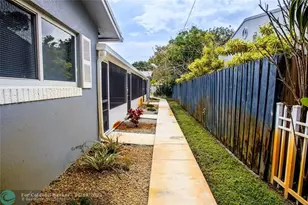 2432 Sherman St, Hollywood, FL 33020 - Photo 2