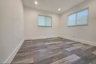 2432 Sherman St, Hollywood, FL 33020 - Photo 6