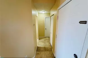 3449 NW 44th St, Lauderdale Lakes, FL 33309 - Photo 16