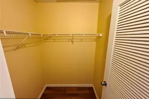 3449 NW 44th St, Lauderdale Lakes, FL 33309 - Photo 10