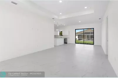 710  Eisenhower Blvd, Lehigh Acres, FL 33974 - Photo 6