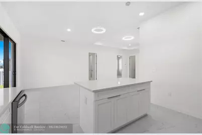 710  Eisenhower Blvd, Lehigh Acres, FL 33974 - Photo 10