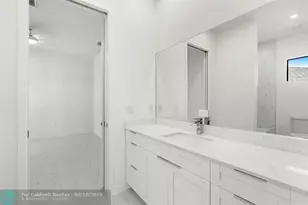 710 Eisenhower Blvd, Lehigh Acres, FL 33974 - Photo 22