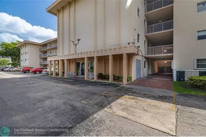 4151 NW 41st St, Unit #409, Lauderdale Lakes, FL 33319 - Photo 2
