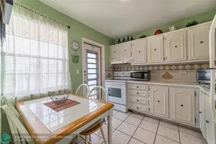 4151 NW 41st St, Lauderdale Lakes, FL 33319 - Photo 14