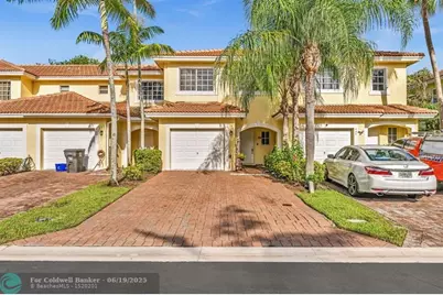 753  Imperial Lake Road, Unit #753, West Palm Beach, FL 33413 - Photo 2