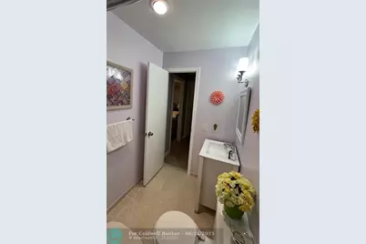 6447  Bay Club Dr, Unit #2, Fort Lauderdale, FL 33308 - Photo 24