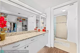 7840 Trent Dr, Tamarac, FL 33321 - Photo 16