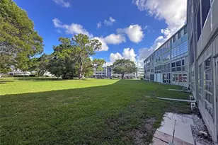 1031 Berkshire B, Deerfield Beach, FL 33442 - Photo 16