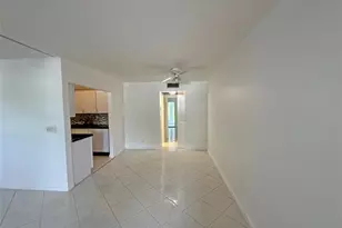1031 Berkshire B, Deerfield Beach, FL 33442 - Photo 6