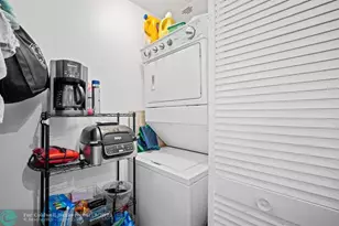 244 Biscayne Blvd, Miami, FL 33132 - Photo 24