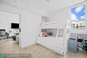 244 Biscayne Blvd, Miami, FL 33132 - Photo 18