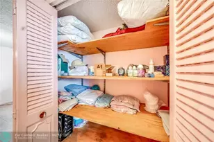 2860 Somerset Dr, Lauderdale Lakes, FL 33311 - Photo 16