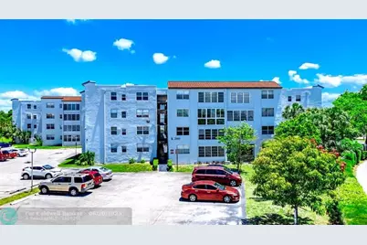2860  Somerset Dr, Unit #404K, Lauderdale Lakes, FL 33311 - Photo 1