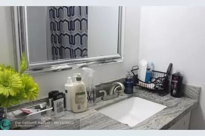 7891  Sunrise Lakes Dr, Unit #203, Sunrise, FL 33322 - Photo 22