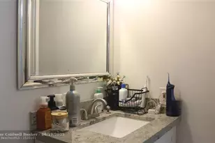 7891 Sunrise Lakes Dr Unit, Sunrise, FL 33322 - Photo 14