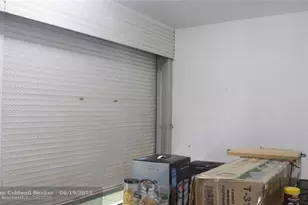 7891 Sunrise Lakes Dr Unit, Sunrise, FL 33322 - Photo 28