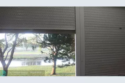 7891  Sunrise Lakes Dr, Unit #203, Sunrise, FL 33322 - Photo 32